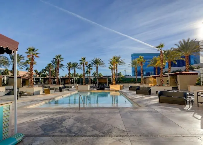 Mgm Signature-25-609 Strip View Jacuzzi Studio